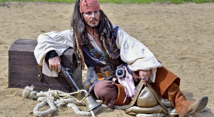 Pirate name generator: Find your pirate name now! 🏴‍☠️